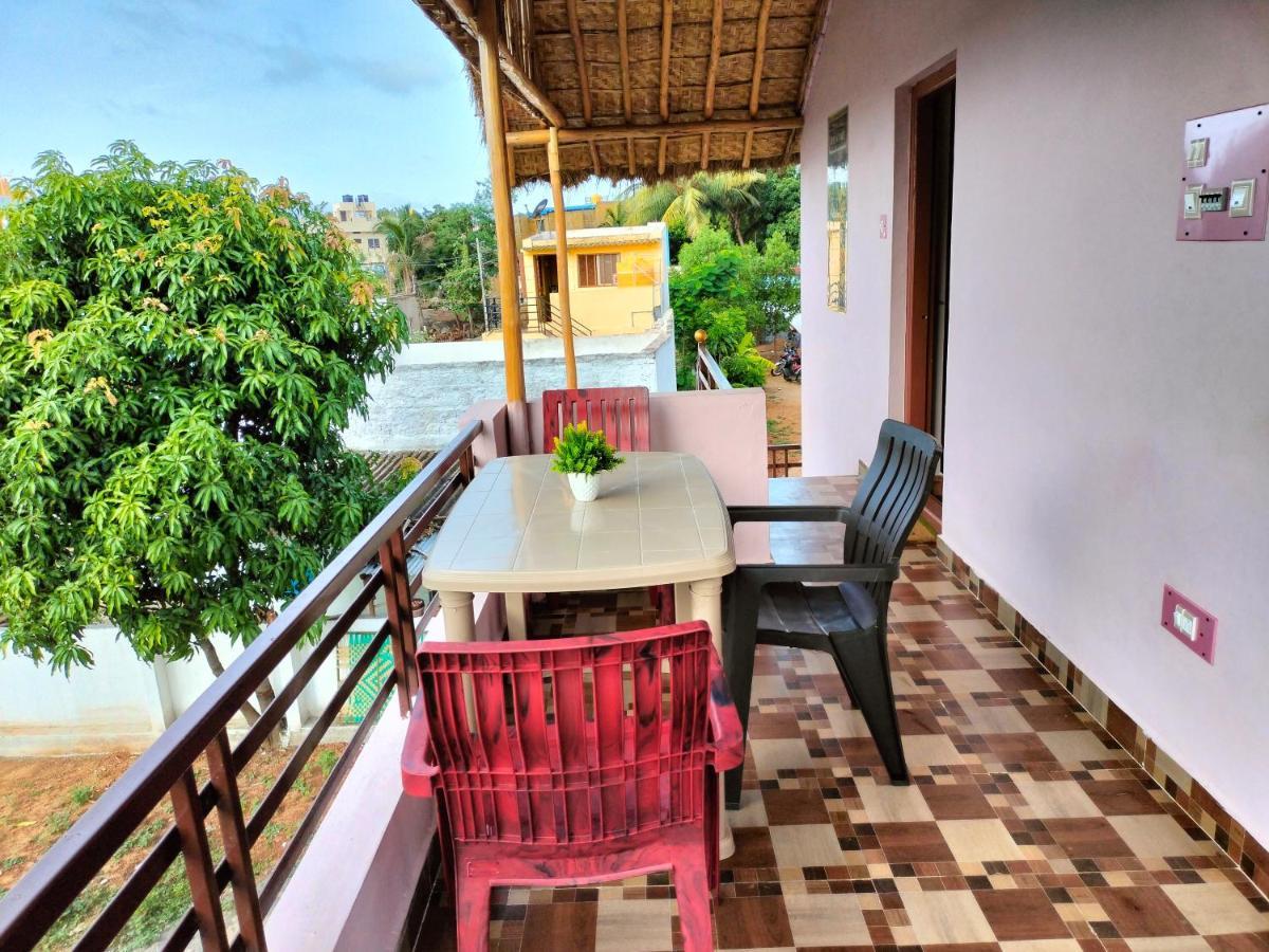 Prajwal Home Stay Hampi Exterior foto
