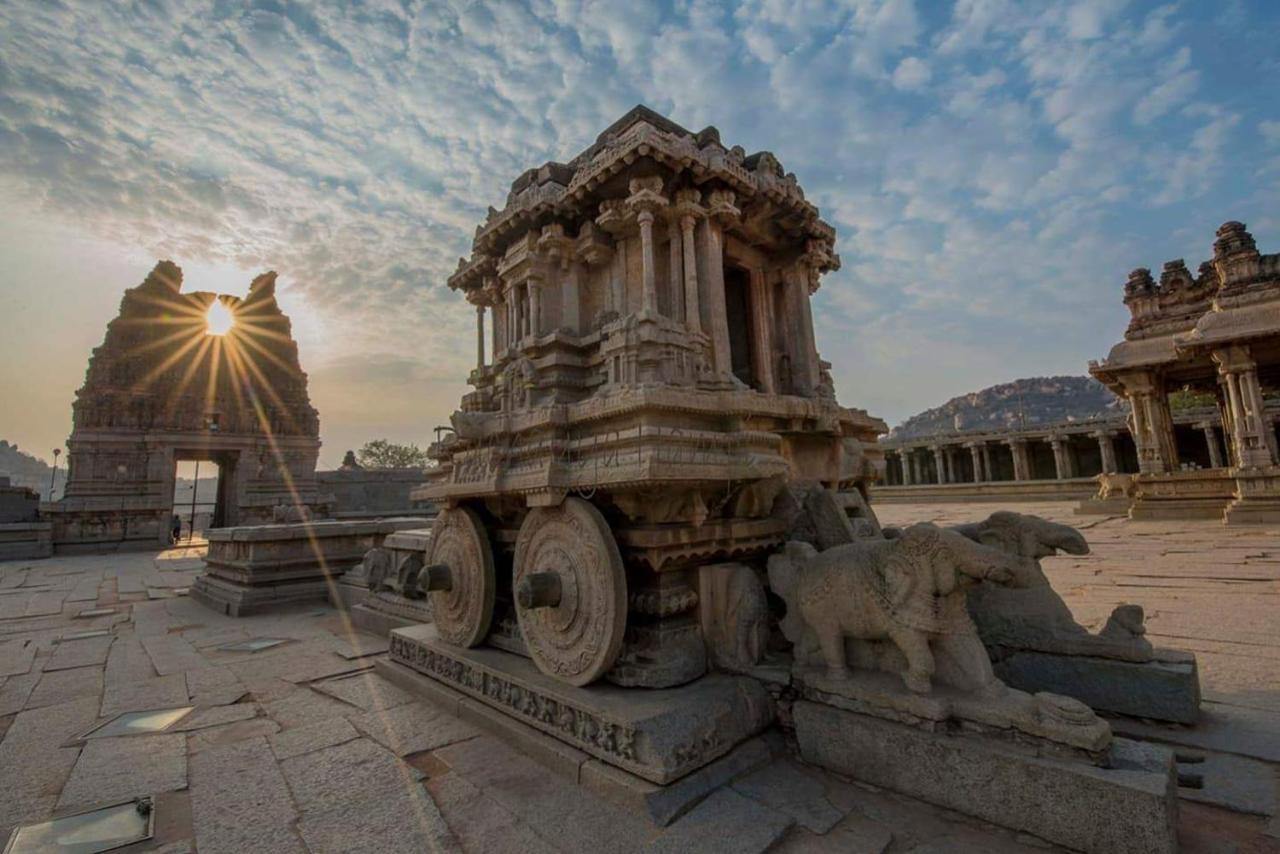Prajwal Home Stay Hampi Exterior foto