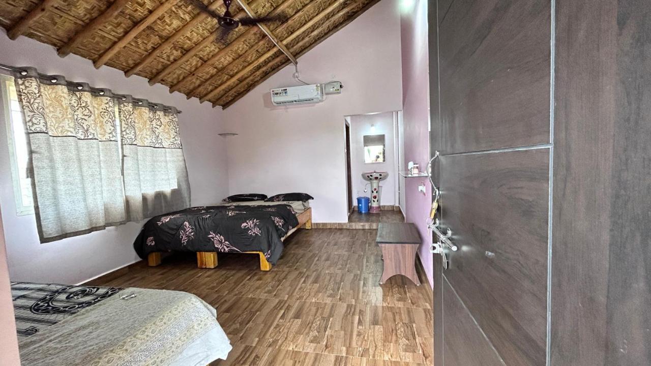 Prajwal Home Stay Hampi Exterior foto